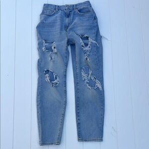 BDG Urban Outfitters Distressed  Jeans Mom high rise
